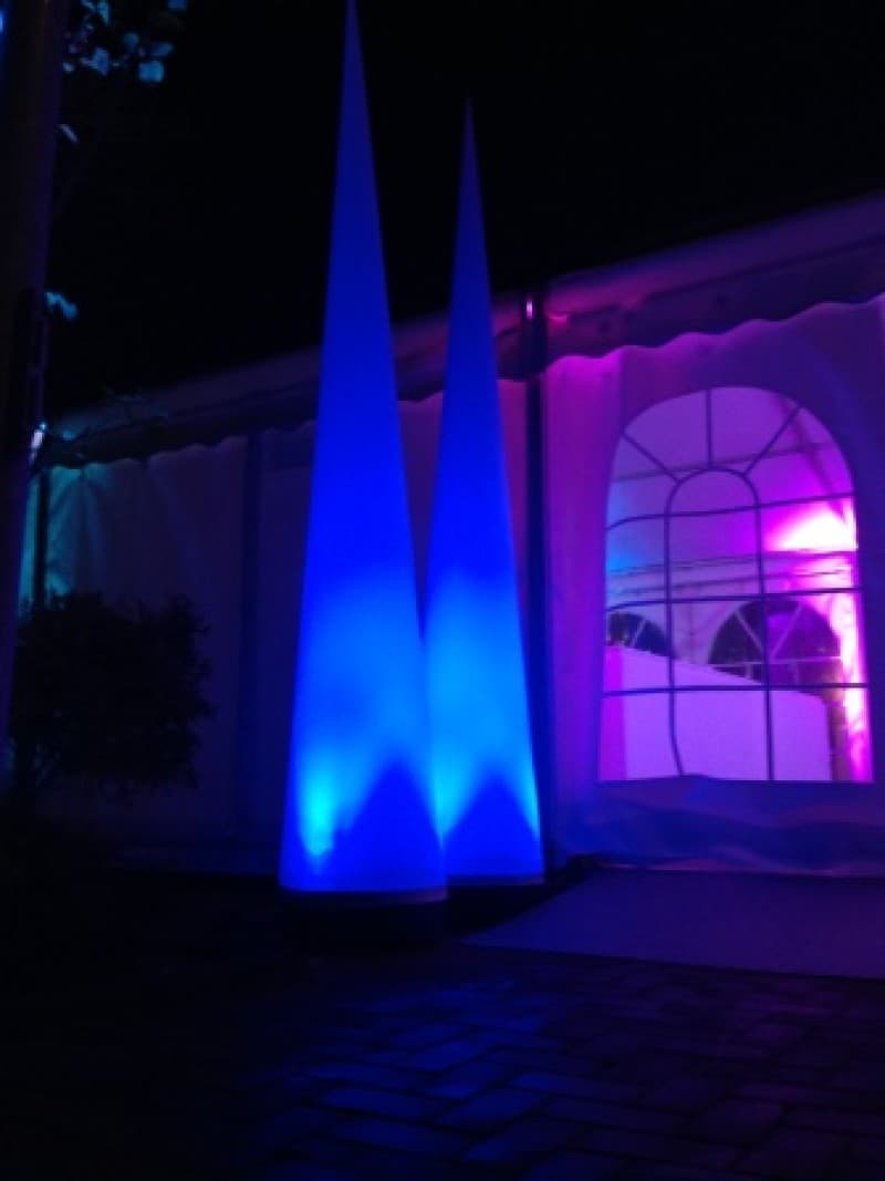 Aircone 2,40 m (LED) / Lichtkegel / Luftkegel / Lichtsäule / Eingangsdekoration / Leuchtkegel – 3