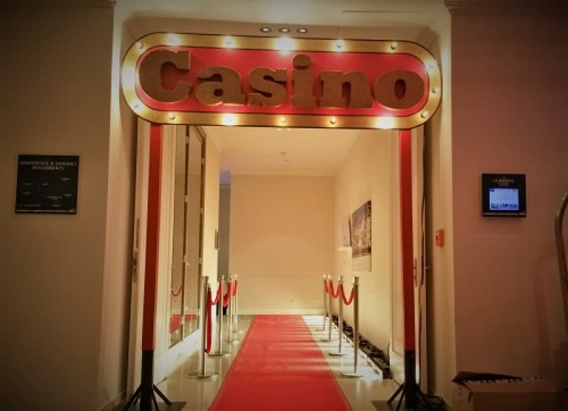 Casino - Eingang , Casino Dekoration – 2