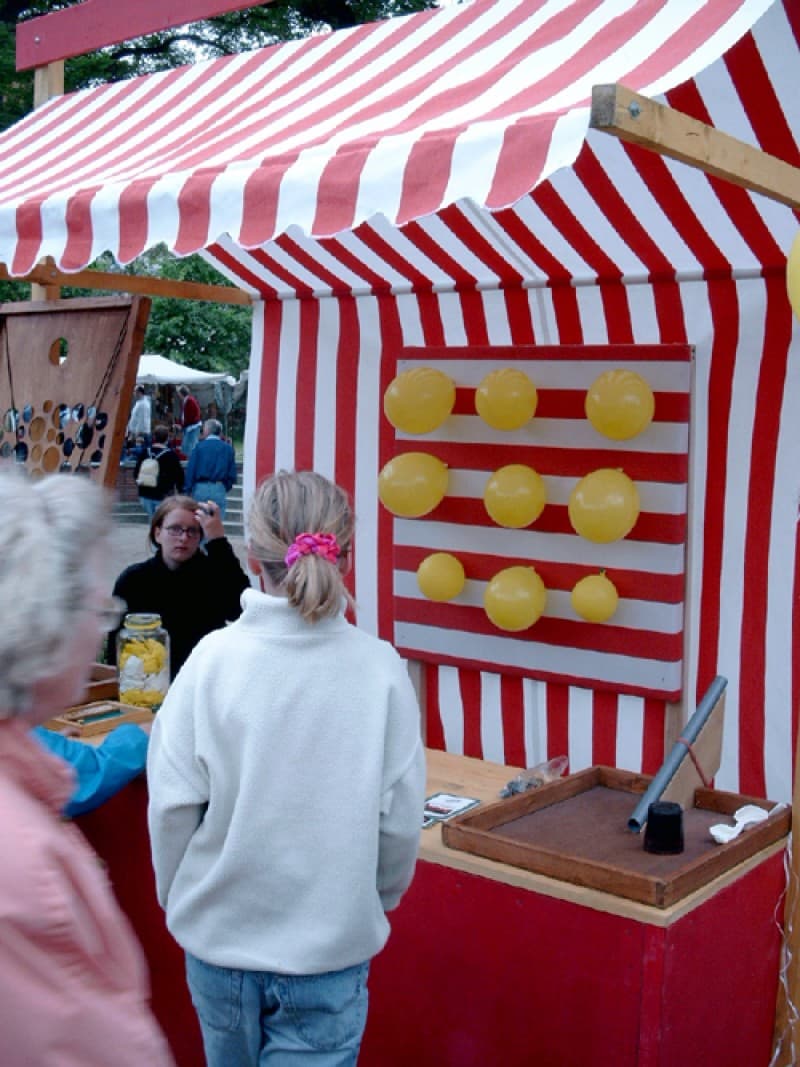Wurfspiel - Pfeil werfen , Jahrmarkt , Wurfspiele – 2