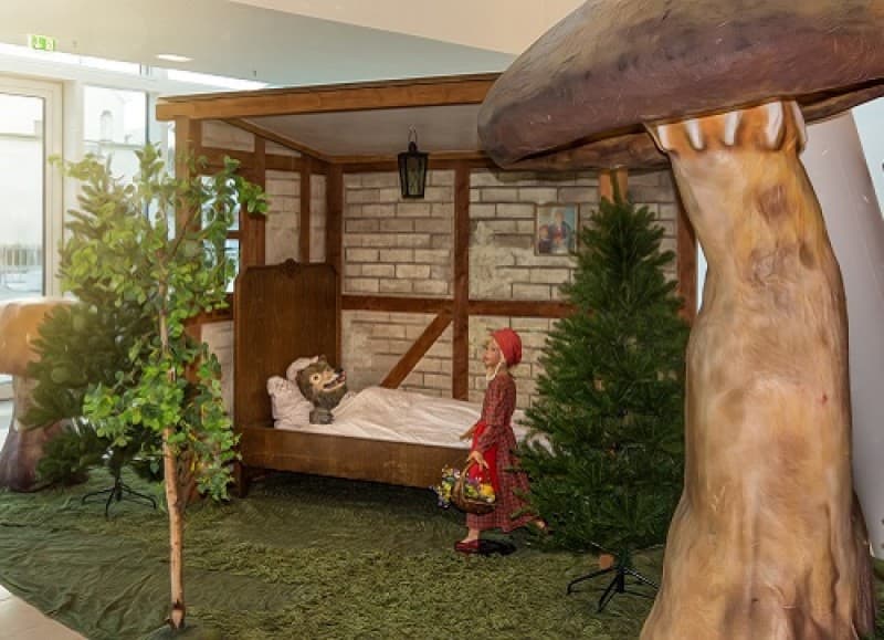 Märchenszene Rotkäppchen und der Wolf , Märchen DEkoration , Weihnachten