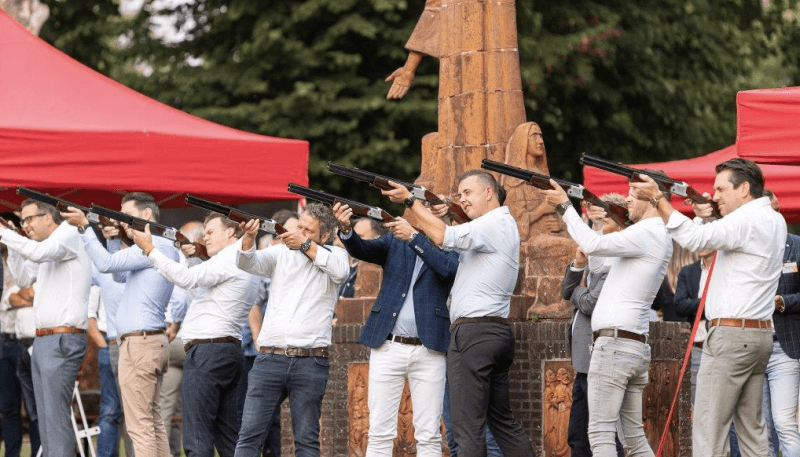 Laser-Tontaubenschießen, Firmenevent – wann und wo Sie dass Wollen – 2