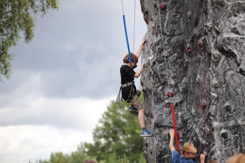 2x Mobilen 4 - persons Kletterturm für ihr Event mieten