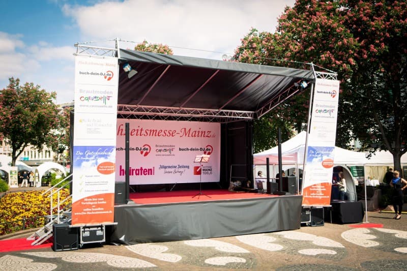 mobile Bühne SmartStage 30