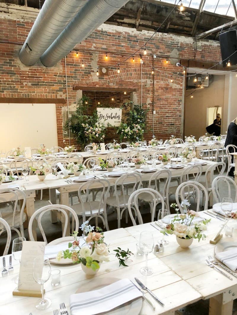 Holz Tische Weiß , Vintage oder Boho Hochzeiten Mieten, Holztische Mieten Farmtable – 2