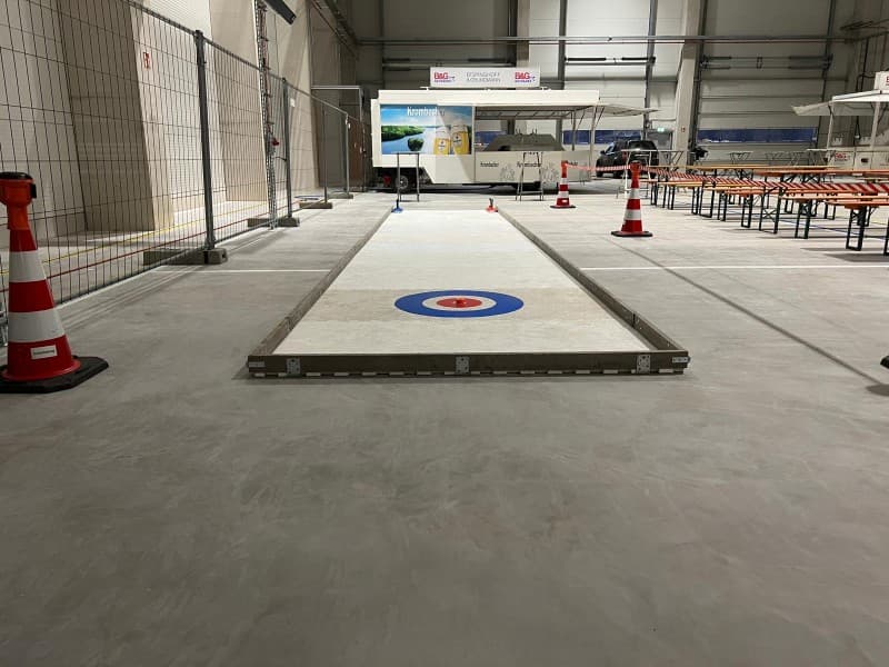 Mobile Eisstockbahn 2*10m (weitere Größen verfügbar) / Eisstockschießen Curling Eisbahn – 3