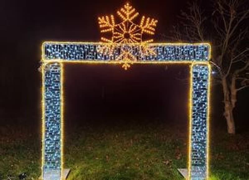 Leuchtende Eiskristalle - LED Schneeflocken - Licht Dekoration - beleuchtete Deko – 4