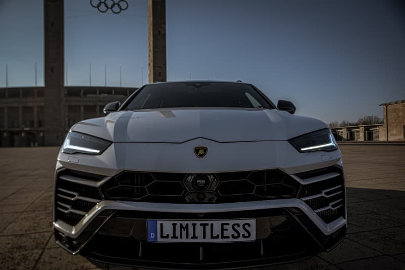 Lamborghini Urus Lambo mieten Berlin Autovermietung Sportwagen Exot SUV Lambo – 5