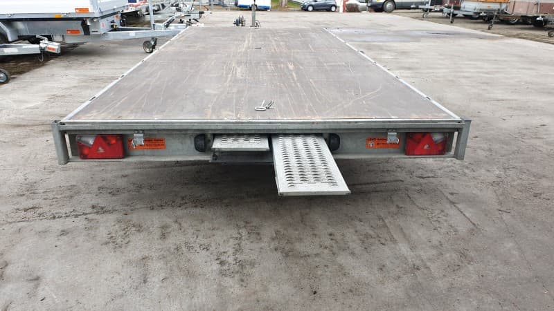 Autotransporter 3500 kg zulässiges Gesamtgewicht – 4