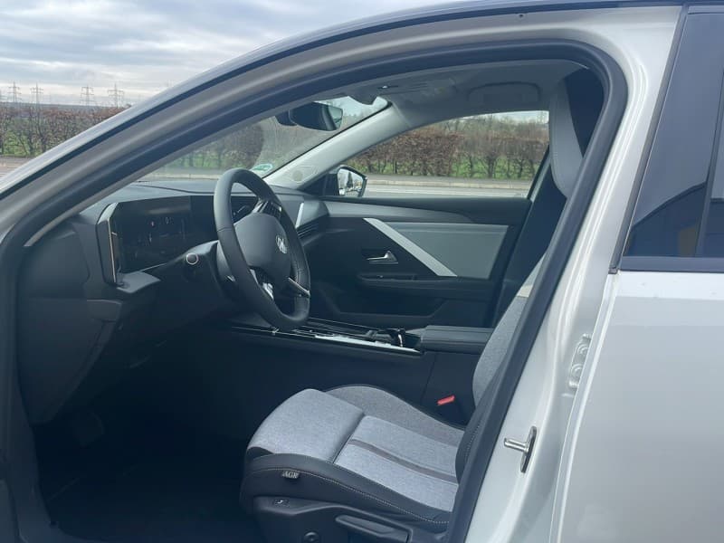 Opel Astra-L Limousine 5 türig – 3