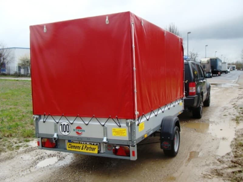 Planenanhänger gebremst 1500 kg – 100 km/h 3010 x 1530 x 1600 = 7,37 m³ Nutzlast ca. 1150 kg – 2