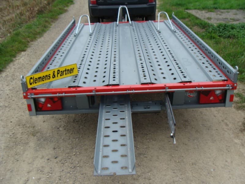 Motorradanhänger 1500 kg gebremsten 2 bis 3 Motorräder / Seitenreling 100 km/h 3010x1890x100 mm – 2