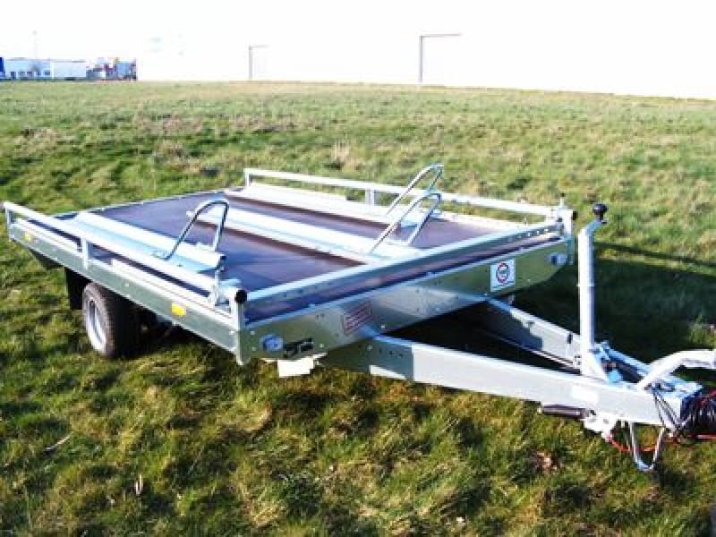 3er Motorradanhänger 1500 kg gebremst bis 3 Motorräder 100 km/h 3010 x 1890 mm mit 2 Seiten Reling