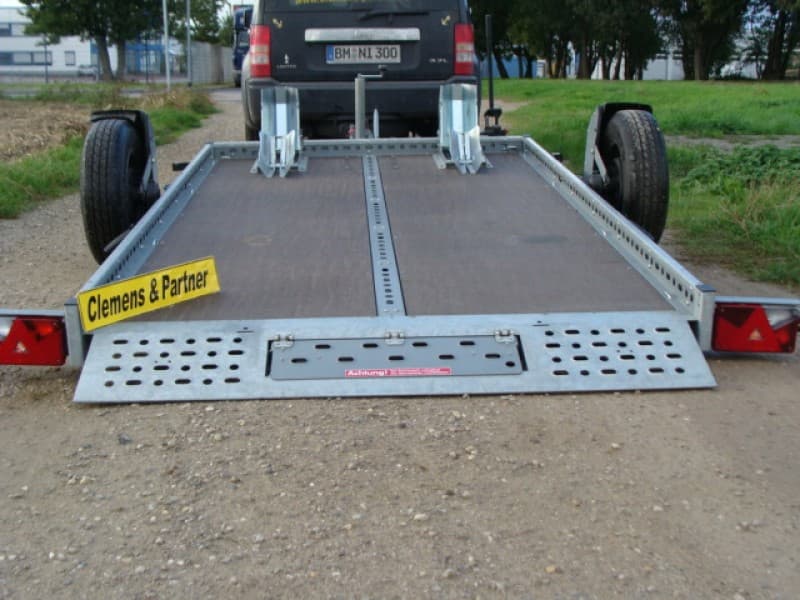 Absenkbarer 2er Motorradanhänger gebremst 1500 kg große Maschinen 100 km/h 3010x1690 Nutzlast 1020kg – 3