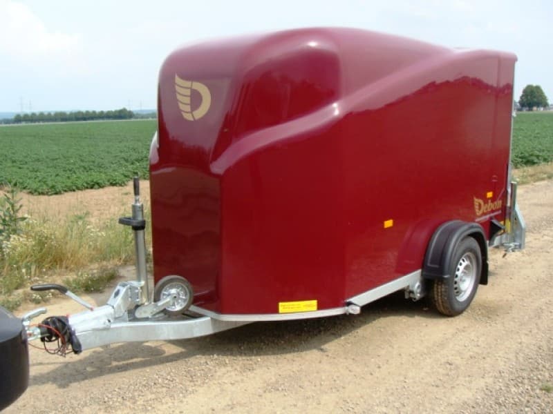 GfK geschlossener 1er Motorradanhänger abschließbar 1300 kg gebremsten inkl. Wippe + Seitentüre – 3