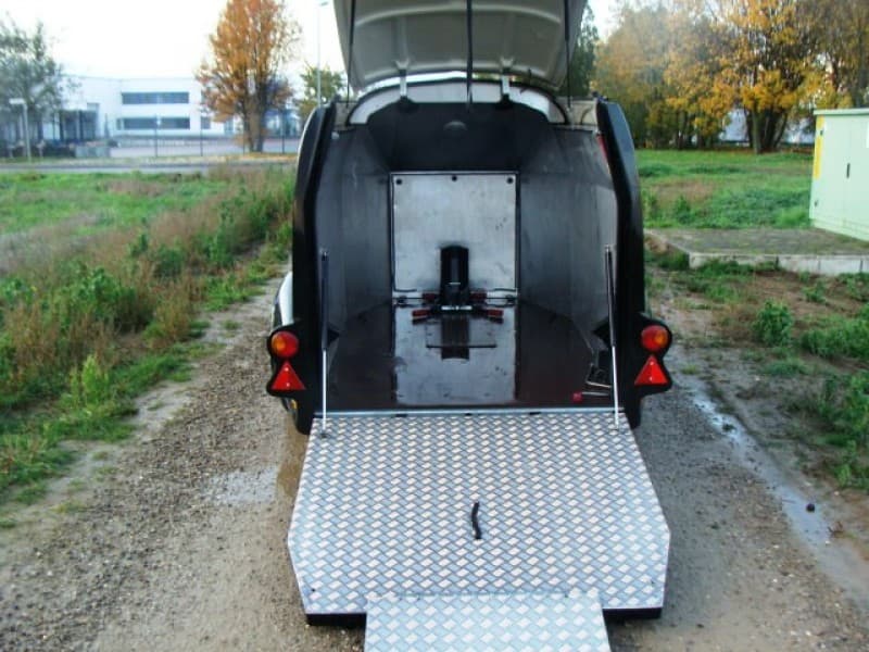 Excalibur Motorradanhänger 100 km/h Auffahrrampe 2610 x 1400 x 1520 mm Nutzlast 1000 kg – 3
