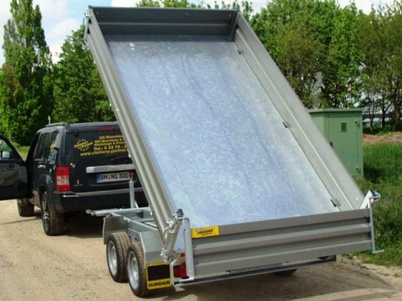 Dreiseitenkipper in Langzeitmiete besonders günstig 1800kg einachser - 3500kg doppelachser E-Pumpe – 2