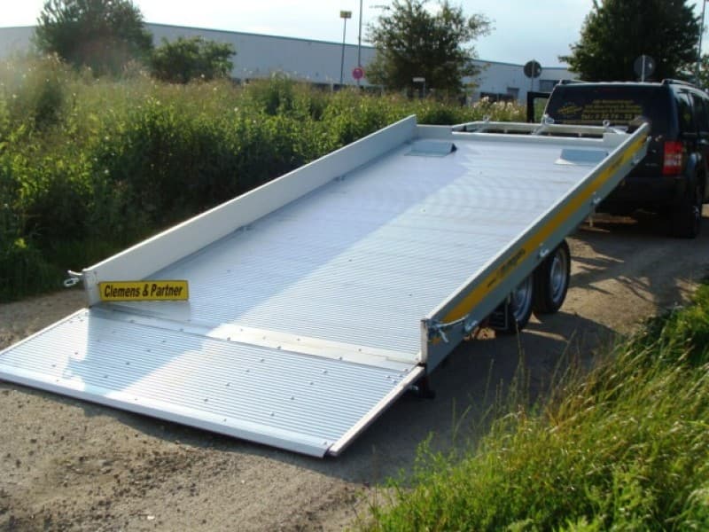 Baggertransporter Maschinentransporter Langzeitmiete besonders günstig mieten ab 2 Monaten Miete