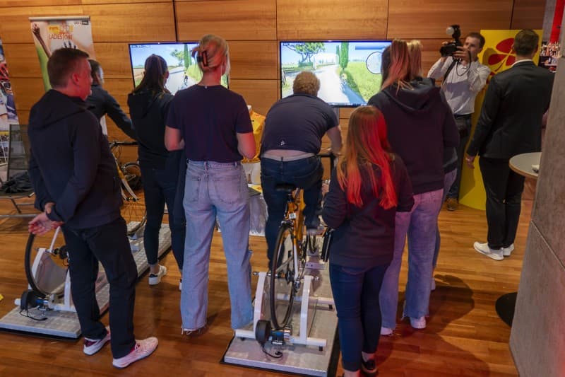 Rennradsimulator, Velosimulator, Fahrradsimulator, Fahrrad Ergometer, Rennrad Simulator – 2