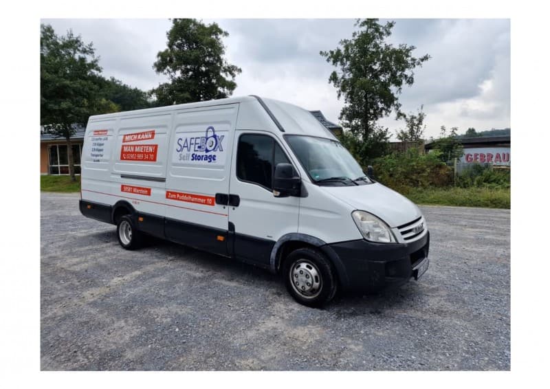 Bulli mieten Mercedes Sprinter PKW Transporter Kastenwagen