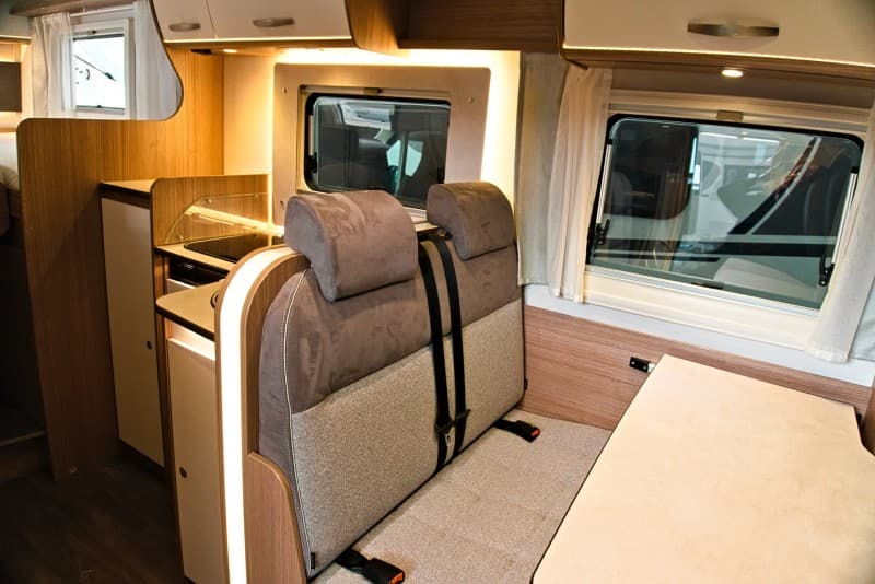 Wohnmobil Carado T338 mit Hubbett – 5