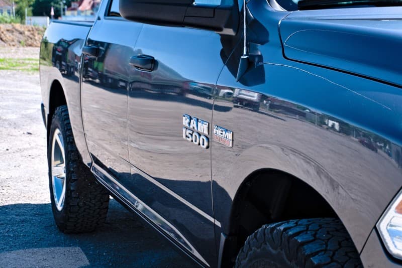 Dodge RAM 1500 (5 Sitze) 4x4 zum Selberfahren! – 3