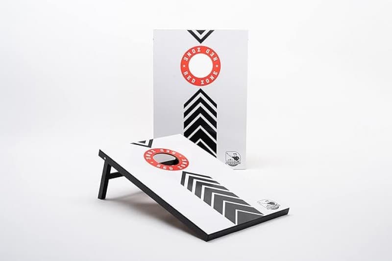Cornhole Set 90 x 60 cm – 2 x 4 Cornhole-Beutel – Ein offiziell vom ACL lizenziertes Set von Cornhol – 4