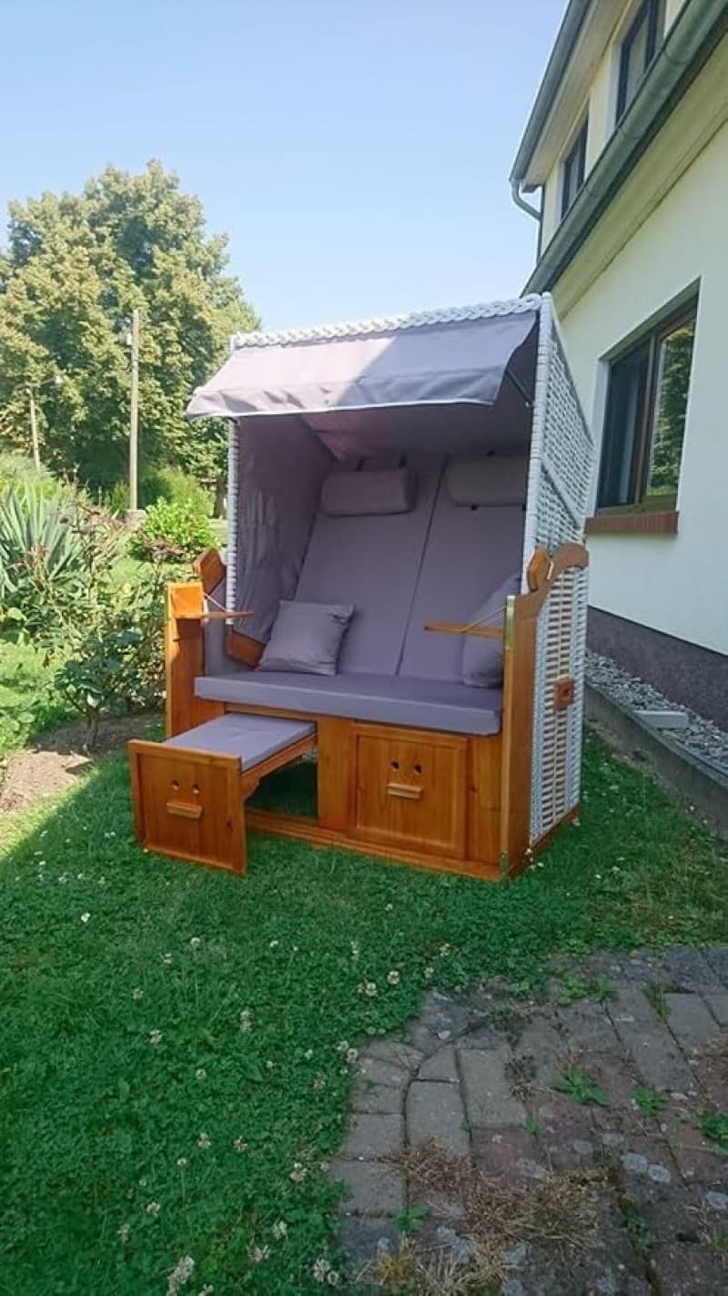 Strandkorb grau Strandstuhl Ostsee Volllieger 2-Sitzer PE Geflecht Weiß Bezug Uni grau inkl. 4 Kisse – 2