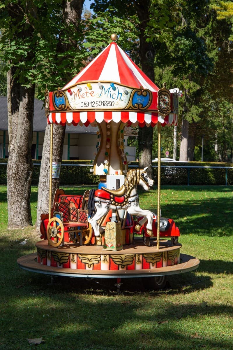 Kleines Kinderkarussell mieten – 2