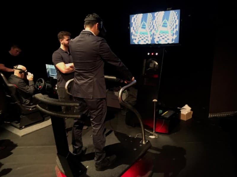 VR ( Virtual Reality ) 5D Simulator / Ski Simulator / Ski Sprung / Achterbahn / Flug Simulator – 3