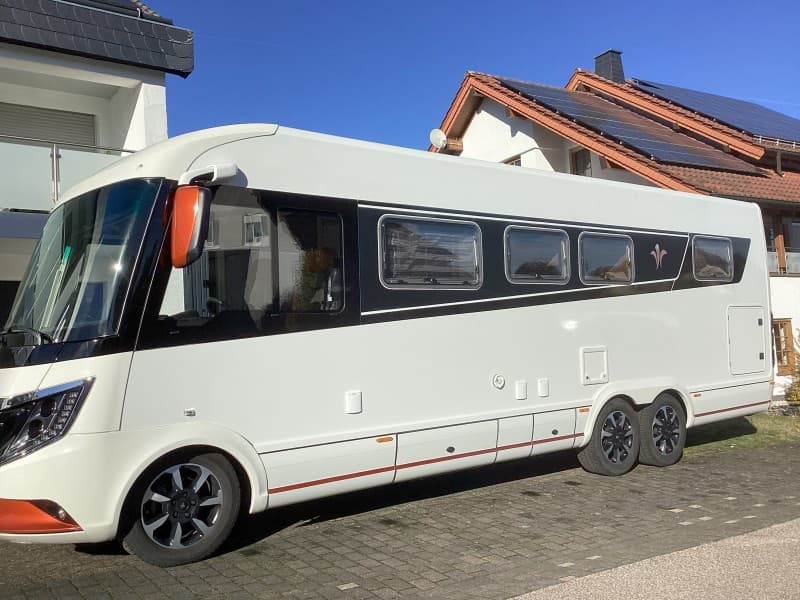 Niesmann & Bischoff Arto 85 E Mega Luxus-Liner – 2