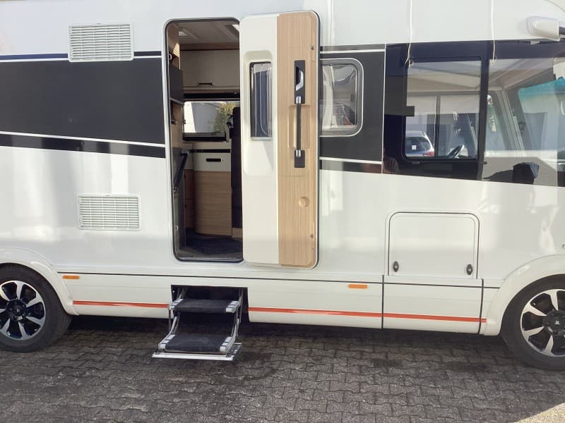 Niesmann & Bischoff Arto 85 E Mega Luxus-Liner – 4