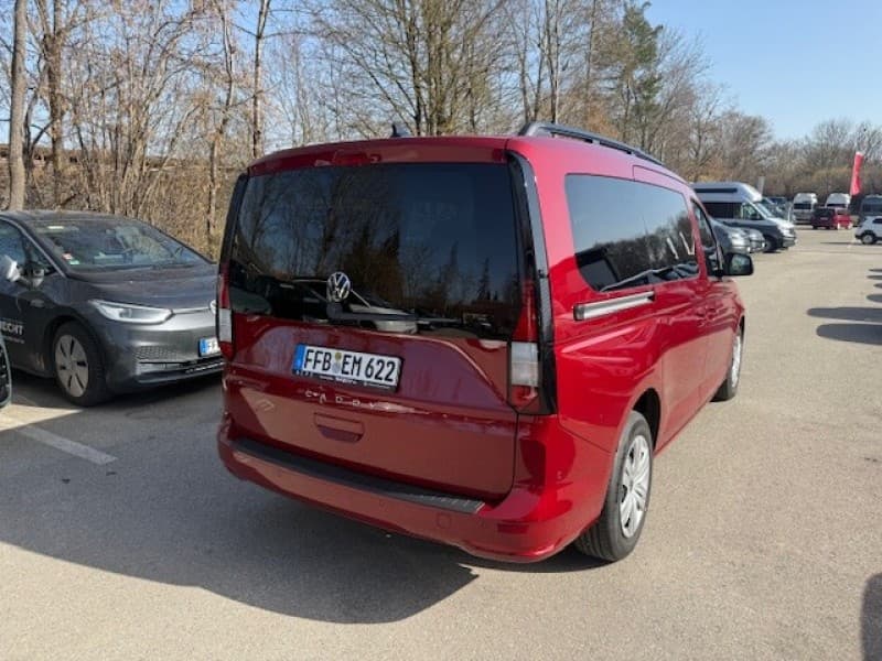 VW Caddy Maxi 7-Sitzer mit Anhängerkupplung – 2