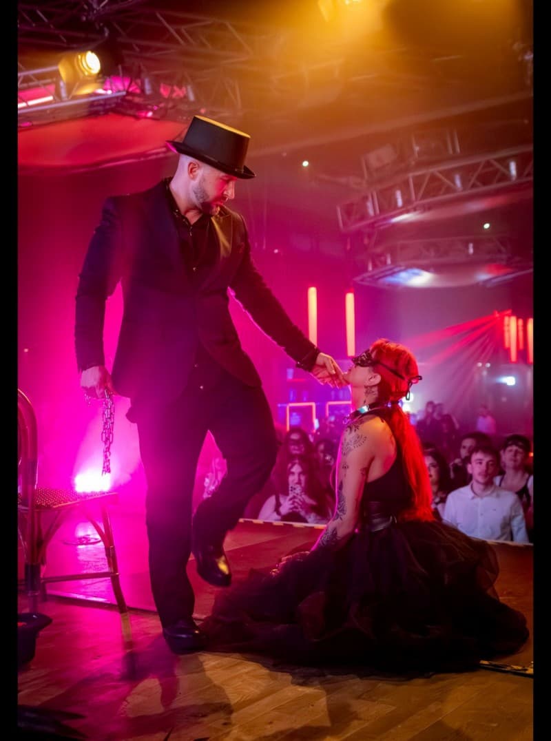 Shades of Dark Show - Erotik Pärchen Show – 3