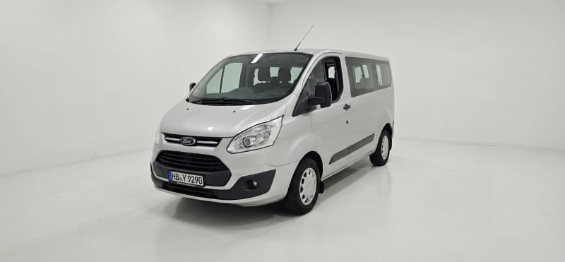 9-Sitzer Bus mieten – mit Anhängerkupplung Vans Mietwagen Kleinbus – 2