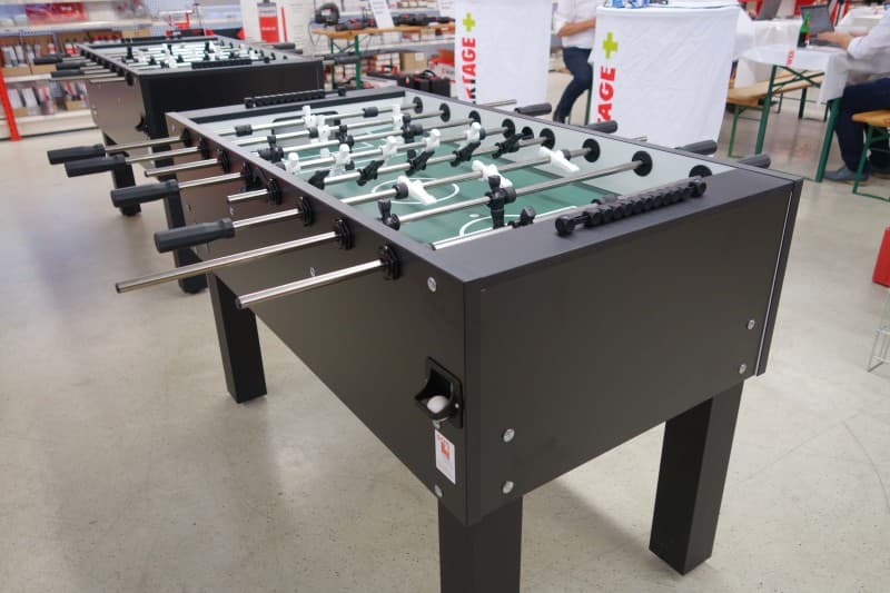 Profi Turnier-Tischkicker / Tischfussball / Kicker – 3
