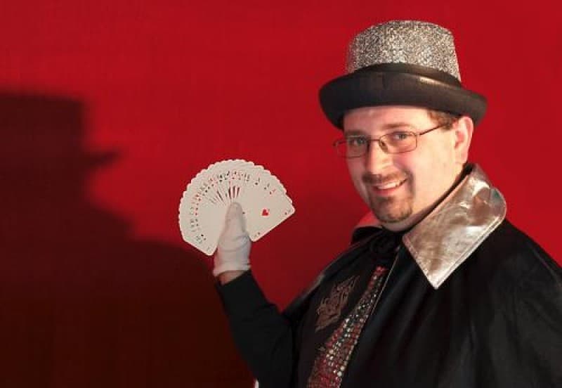 Kinderzaubern/ Zauberer/ Magier/ Ballonmodellage/ Zaubershow