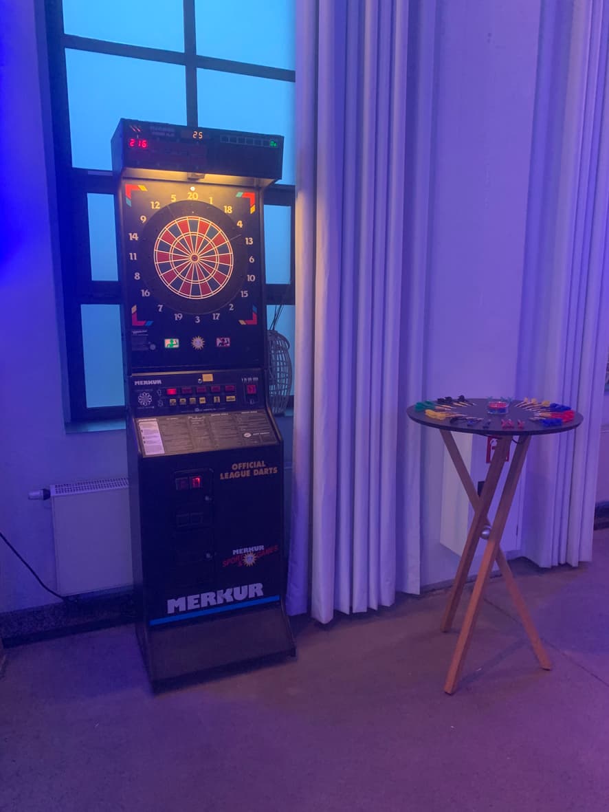 TURNIER DART-GERÄT / DARTAUTOMAT / ELEKTRONISCHE DARTSCHEIBE – 4