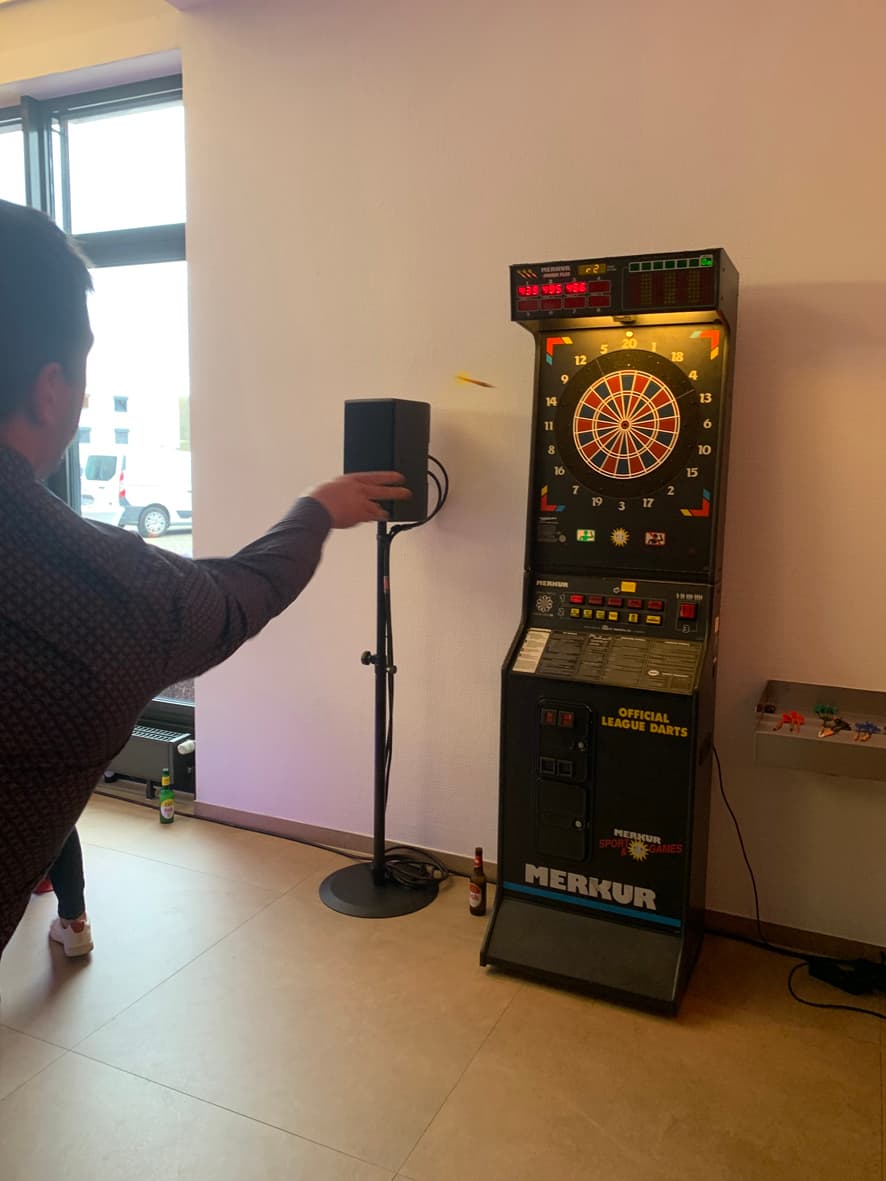 TURNIER DART-GERÄT / DARTAUTOMAT / ELEKTRONISCHE DARTSCHEIBE – 3