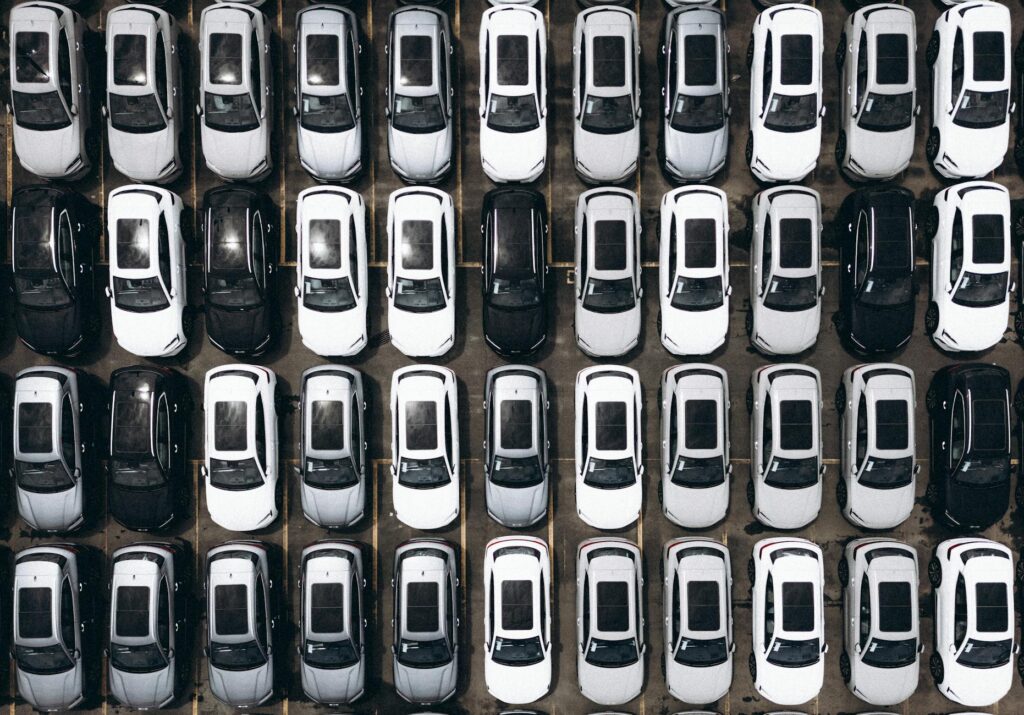 Langzeitmiete Auto: Was das Modell von Leasing und Kauf unterscheidet